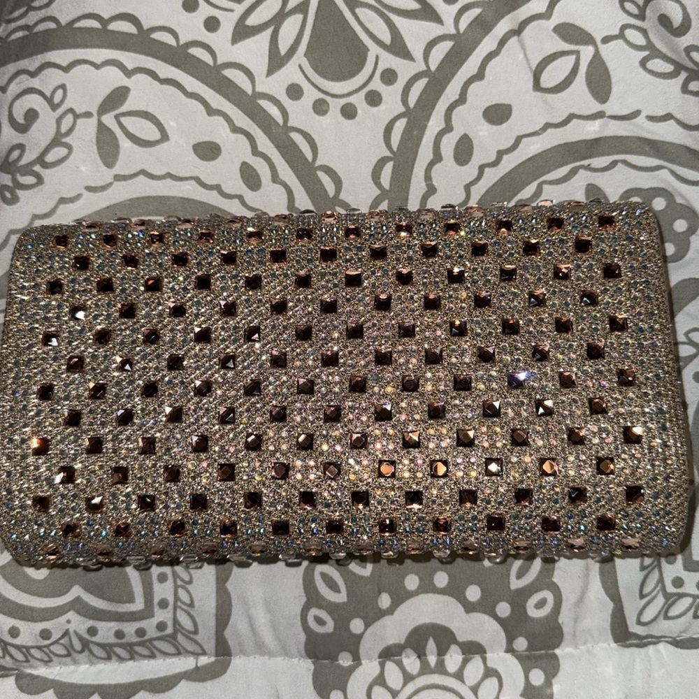 Purse - Picture 2 of 7